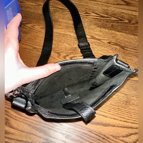 Rebecca Minkoff black cross body bag with stud detail - Picture 3 of 8